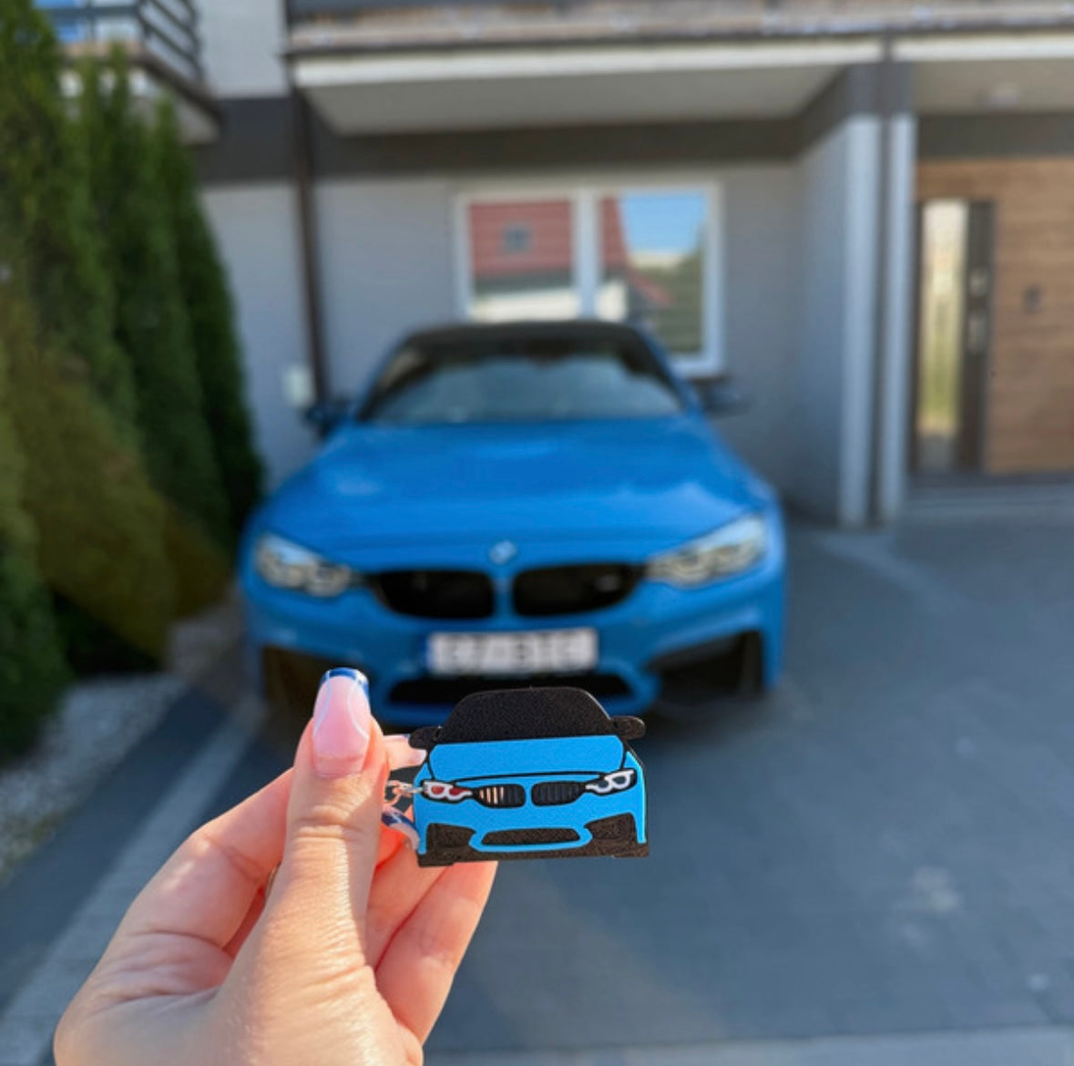 Kliento automobilio pakabukas